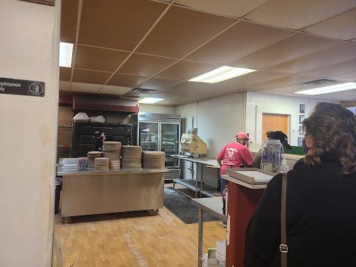 Luigi's Pizza